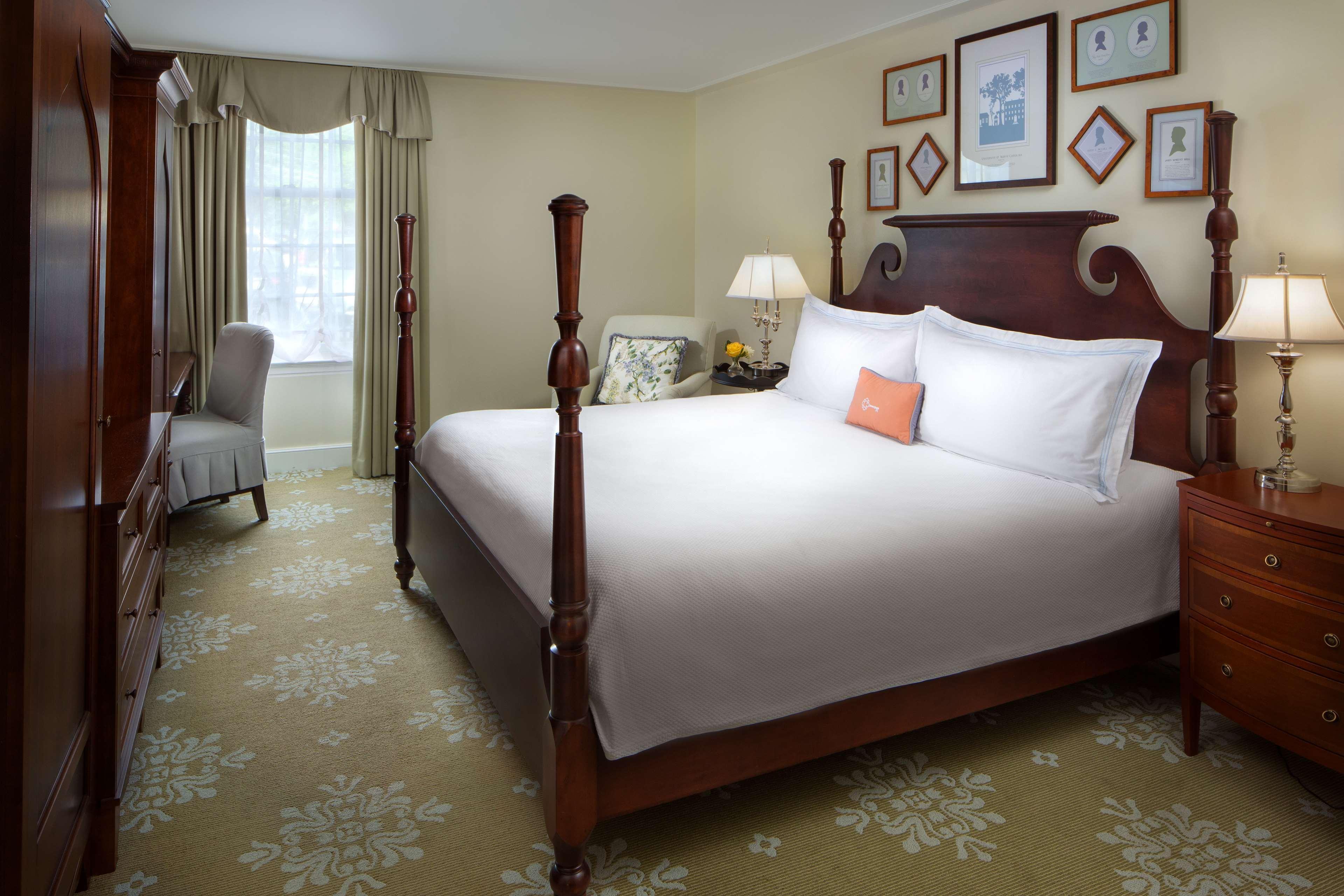 The Carolina Inn, A Destination By Hyatt Hotel Чейпъл Хил Екстериор снимка