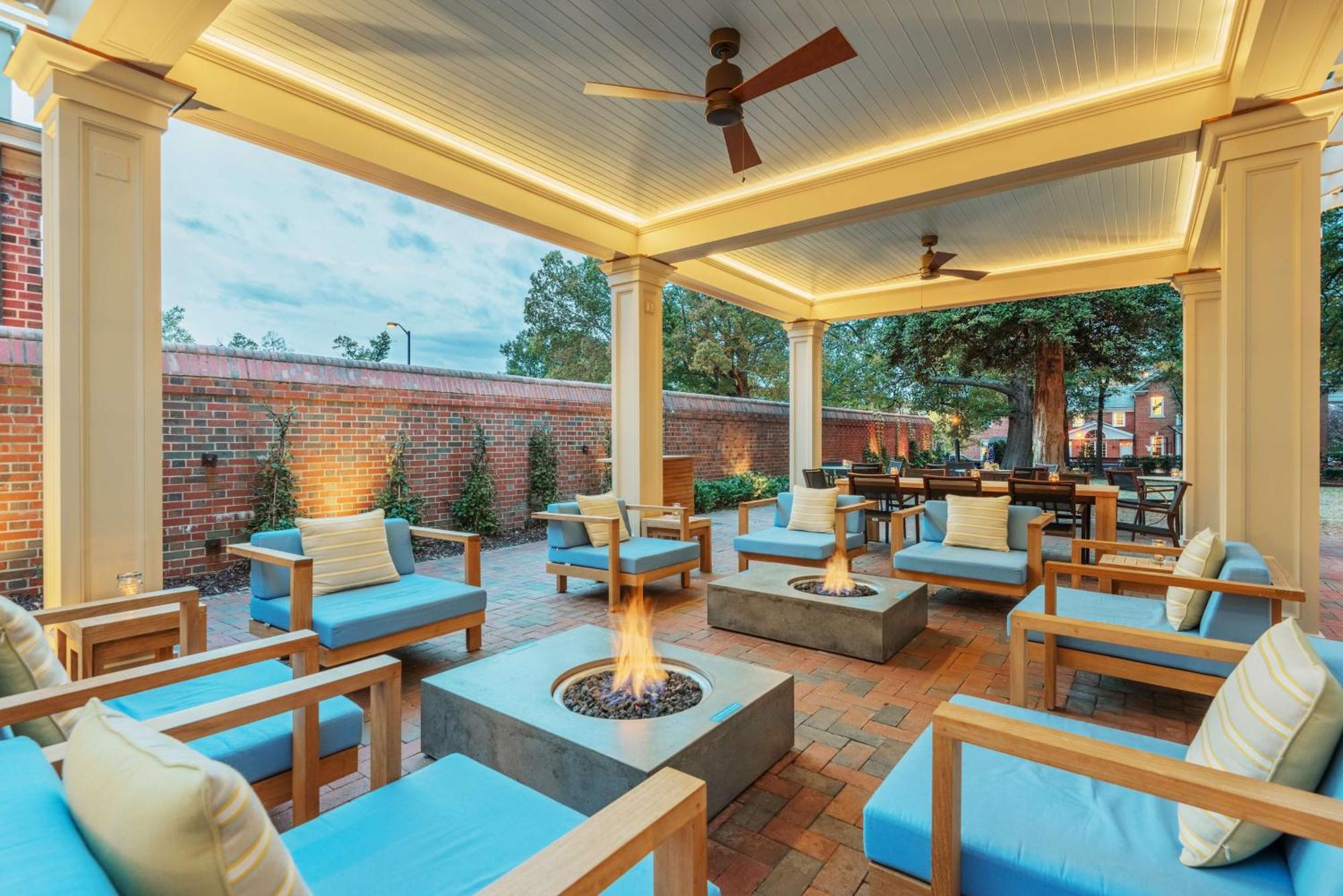The Carolina Inn, A Destination By Hyatt Hotel Чейпъл Хил Екстериор снимка
