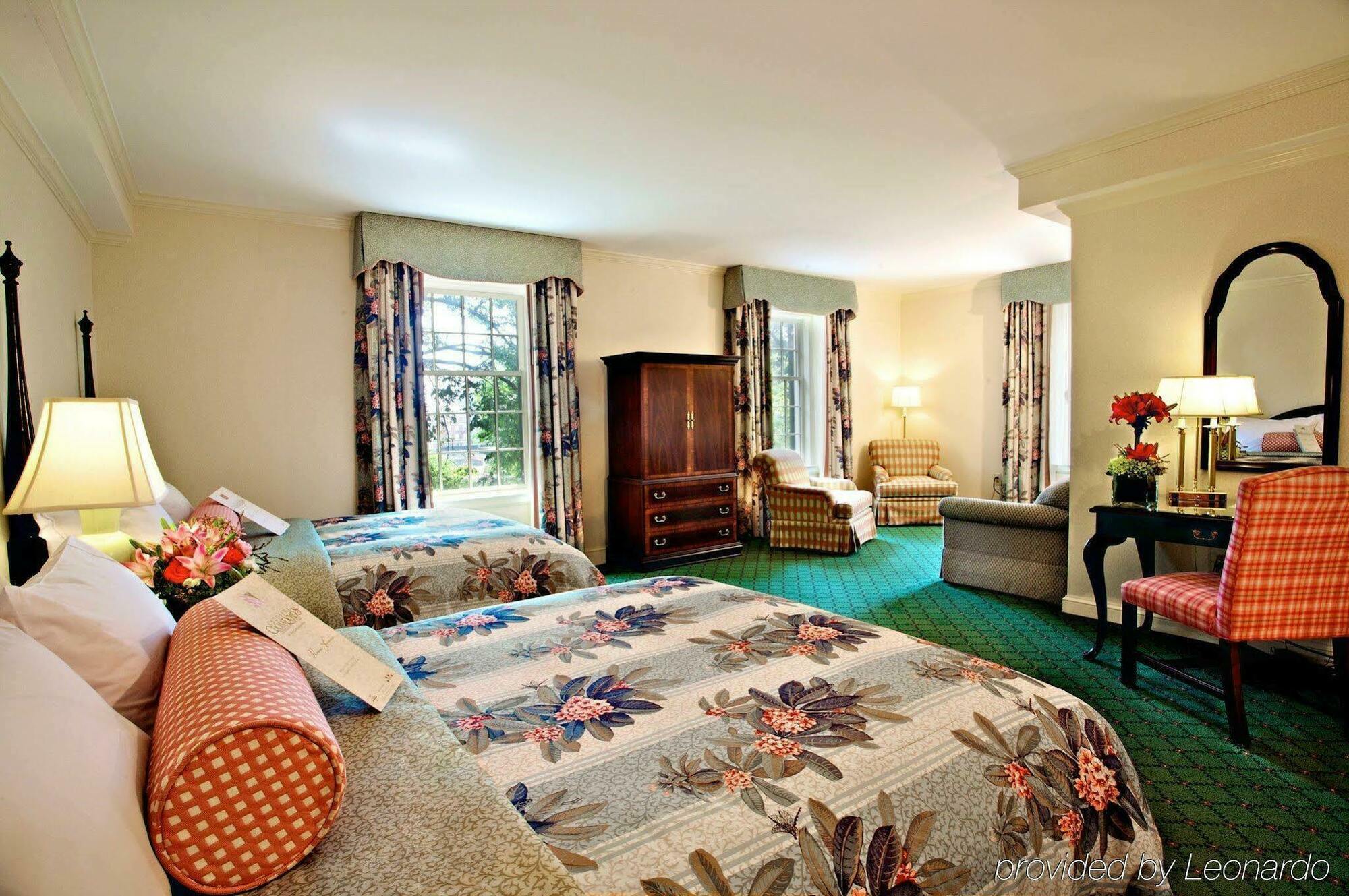 The Carolina Inn, A Destination By Hyatt Hotel Чейпъл Хил Стая снимка