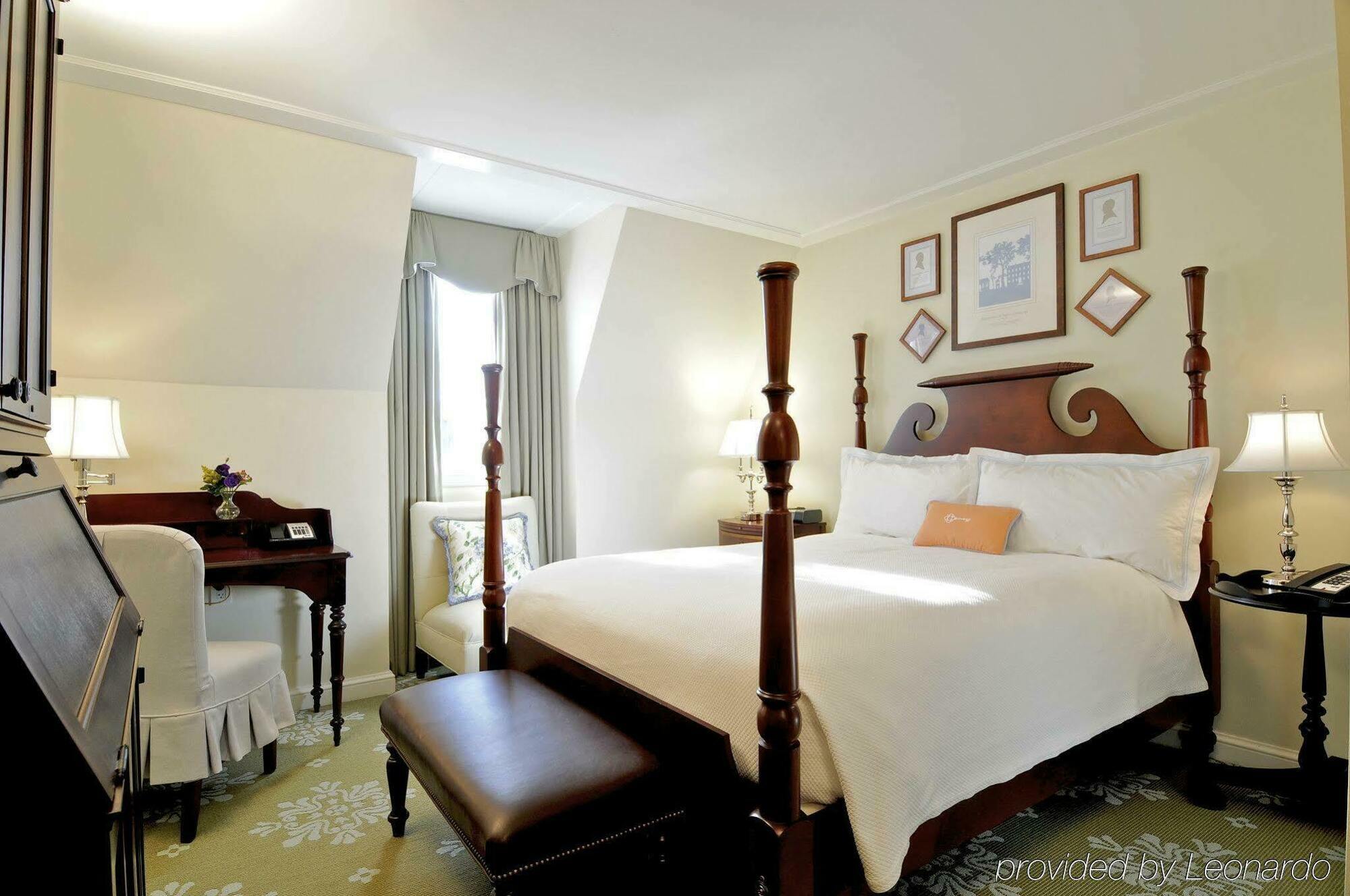 The Carolina Inn, A Destination By Hyatt Hotel Чейпъл Хил Екстериор снимка
